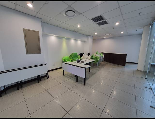 358M² OFFICE TO LET IN SANDTON CENTRAL
